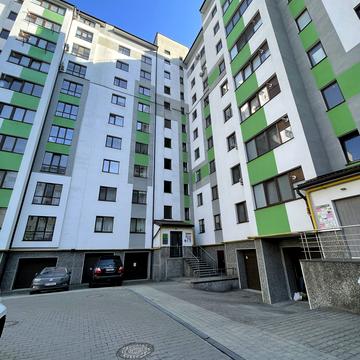 Василя Стуса вул., 30-Б