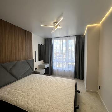 Бельведерська вул., (Будинок 2)