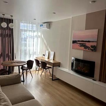 Луговська вул., 255