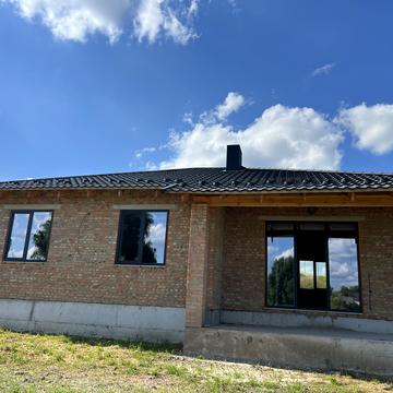 Єдності вул., (Будинок 6)