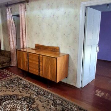 Буковинська вул., 2