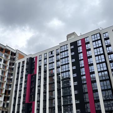 Романа Левицького вул., 4