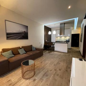 Андрія Верхогляда вул. (Михайла Драгомирова), 9