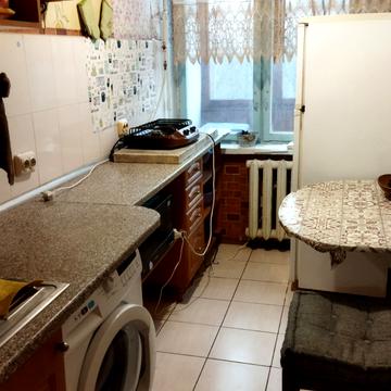 Монтажників вул., 1