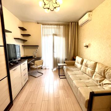 Дмитра Яворницького просп. (Карла Маркса), 46