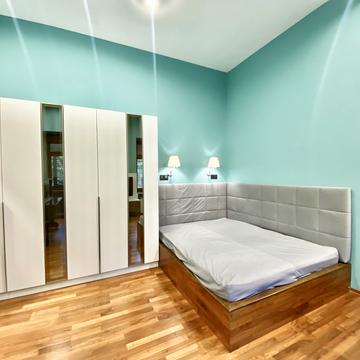 Гоголівська вул., 34