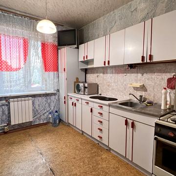 Княжий Затон вул., 12