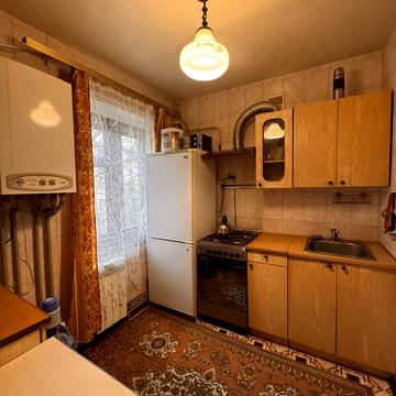 Захисників України вул. (Гагаріна), 22