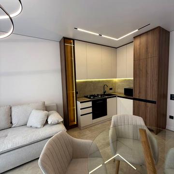 Володимира Навроцького вул., 39