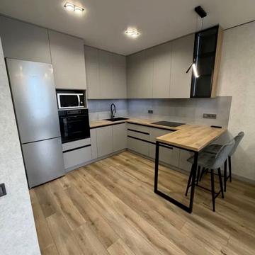 Європейського Союзу просп. (Правди), 31