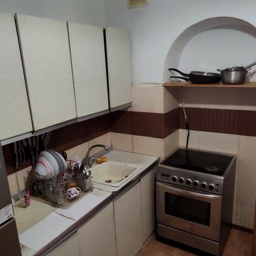 Зубрівська вул., 28