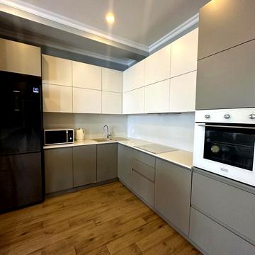 Саксаганського вул., 37-К