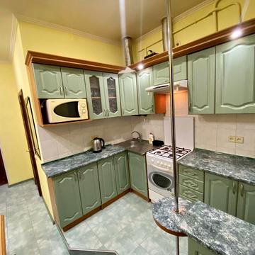 Богдана Котика вул., 1