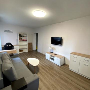 Соборності просп. (Воззєднання), 9