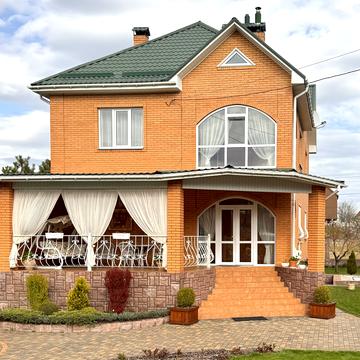 Богатирська вул., 30-а