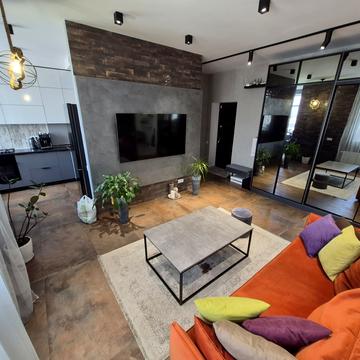 Трамвайна вул., 29