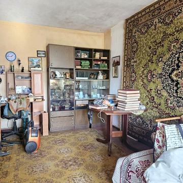 Академіка Філатова вул., 33