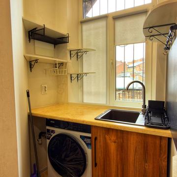 Медова вул., 6