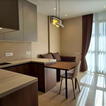 Предславинська вул., 42