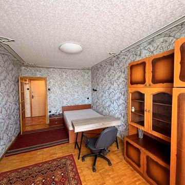 Шолом-Алейхема вул., 8