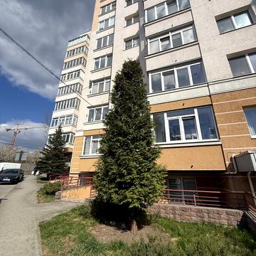 Джорджа Вашингтона вул. (Батальна), 4в