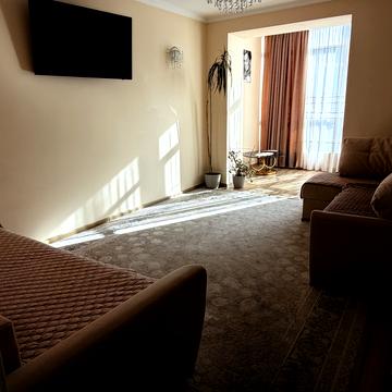 Слобідська вул., 6