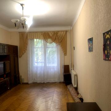 Олександра Олеся вул., 1