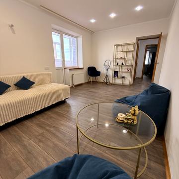 Герасима Кондратьєва вул. (Кірова), (Будинок 1)