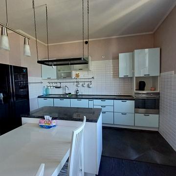 Генерала Генадія Воробйова вул. (Курська), 13-Е