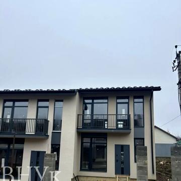 Срібляста вул., 5