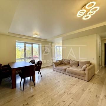 Лесі Українки бульв., 9