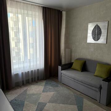 Героїв Небесної Сотні просп., (Будинок 24/1-24/2)