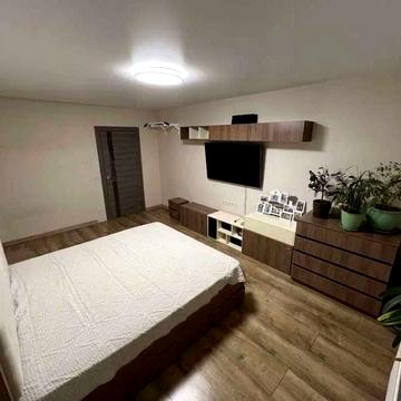 Ясинуватський пров., 11