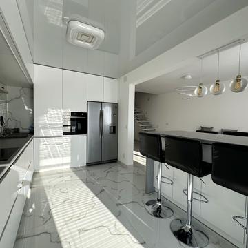 Національної Гвардії вул., 14в