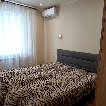 Євгена Чикаленка вул., 59к