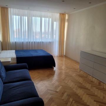 Шевченка просп., 27б