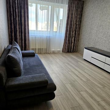 Мостицька вул., 14