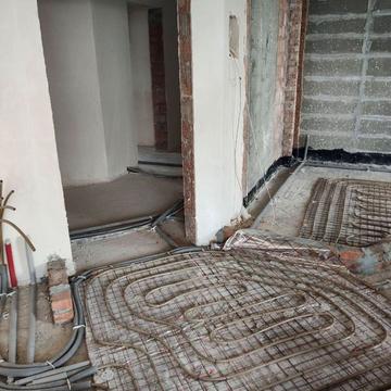 Радистів вул., 40