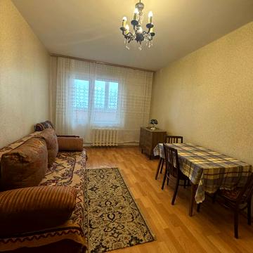 Милославська вул., 45