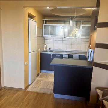 Академіка Заболотного вул., 126/1