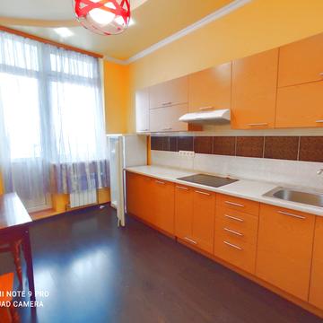 Гната Хоткевича вул. (Червоногвардійська), 12