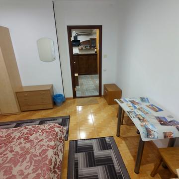 Замковецька вул., 86