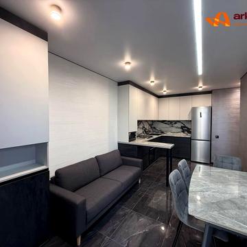 Флотська вул., 10-Б