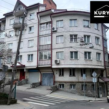 Барвінських вул., 2