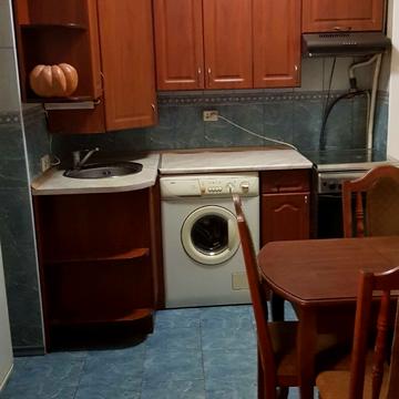 Дегтярівська вул., 9