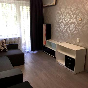 Моніторна вул., 10