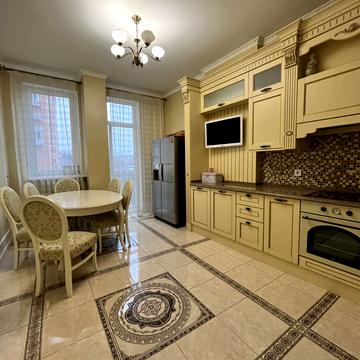 Науки просп. (Леніна), 77