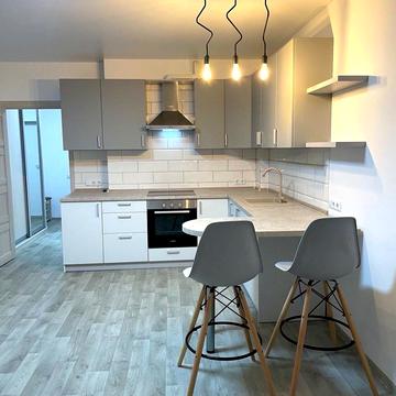 Центральна вул., 21-Б