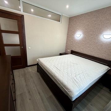 Митрополита Василя Липківського вул. (Урицького), 37-Б