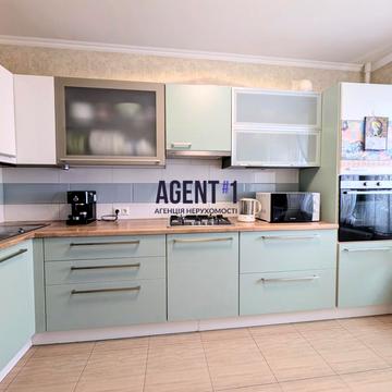 Черкаська вул., 34